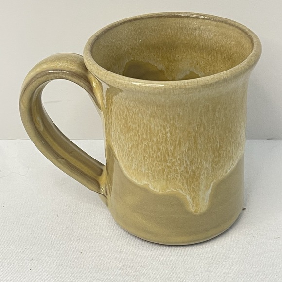 Deneen Pottery 2019 Farmhouse Beige Tan Coffee Mug Spoon - Picture 3 of 7